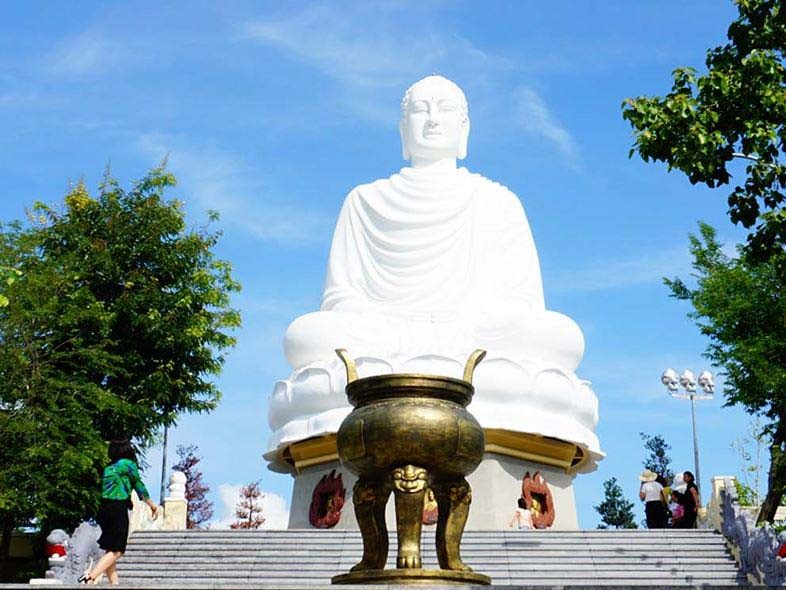 Chùa Long Sơn Nha Trang